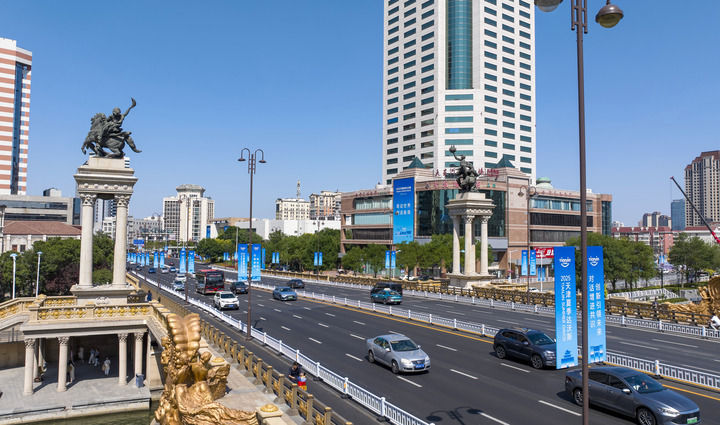 18年夏季达沃斯在渤海之滨风华正茂(图6)