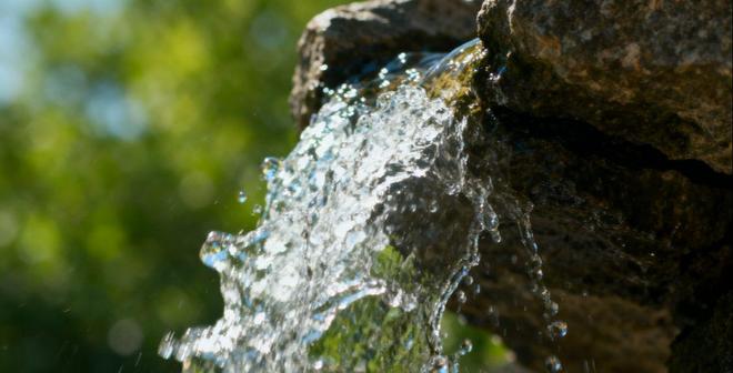 功能水真的有用吗？从安全到健康的饮水层次解析