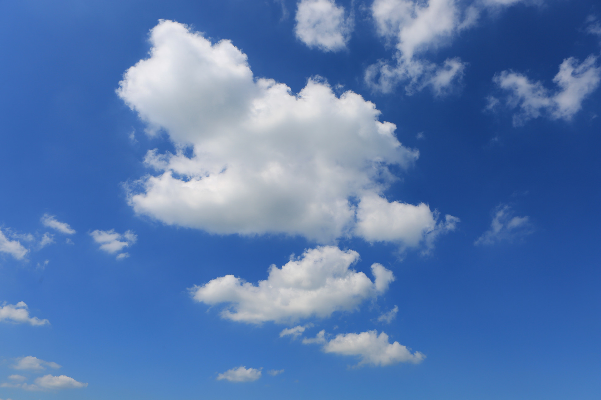 科技与制度双轮驱动 平度市环境空气质量持续改善(图1)