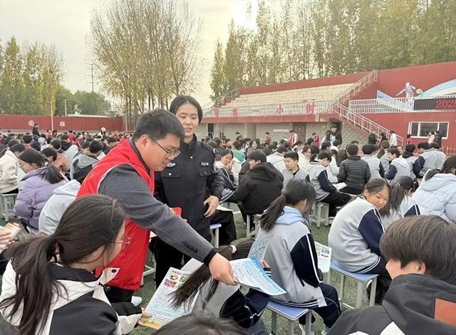 济源：禁毒宣传进校园 撑起青春“守护伞”(图2)