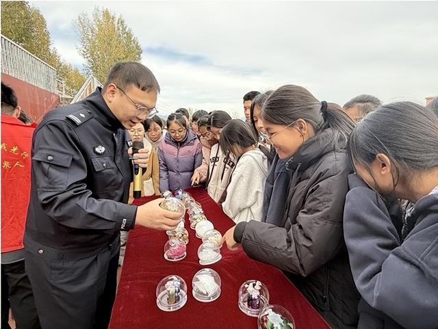 济源：禁毒宣传进校园 撑起青春“守护伞”(图3)