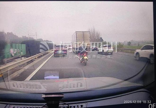 问政 今年入冬后成都静稳天气偏多如何改善空气质量？回应来了→