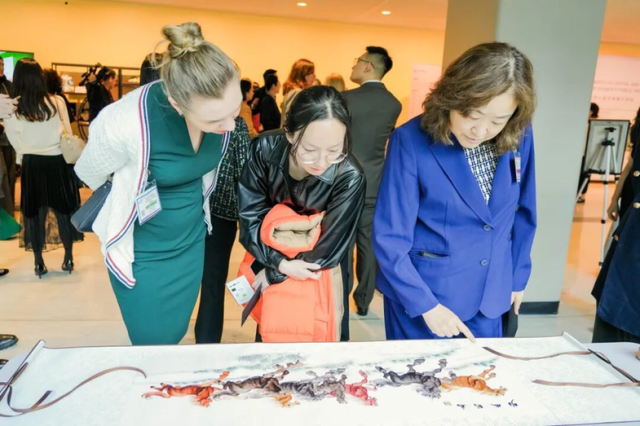 数智赋能女性健康发展(图1)