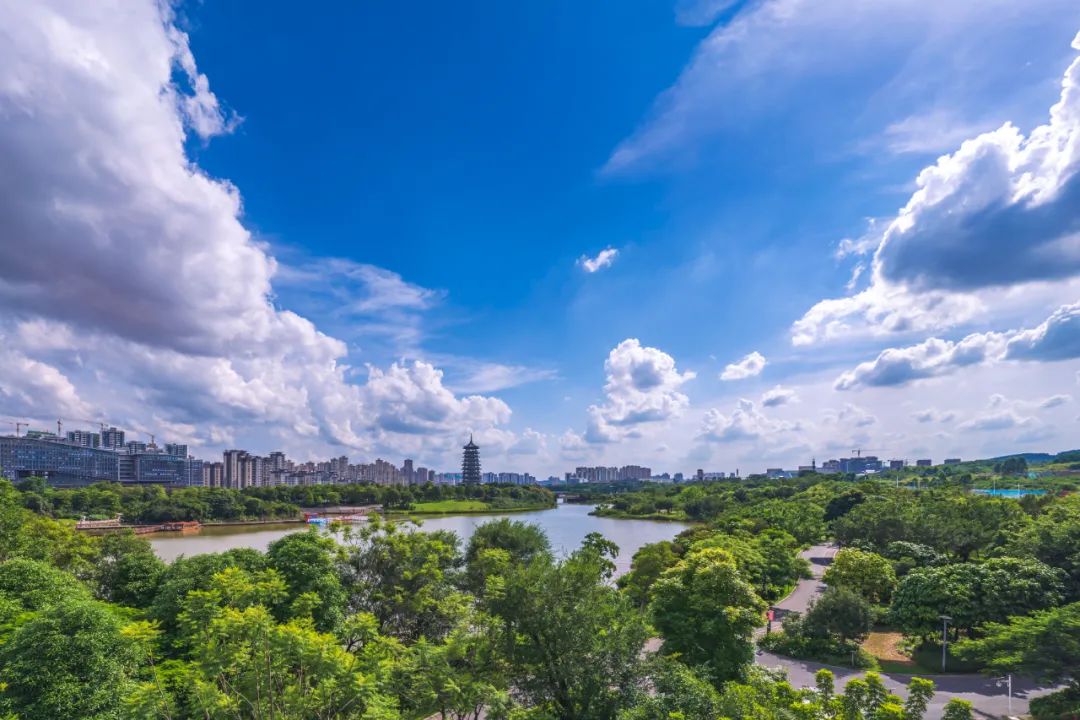 佛山2025年4月空气质量显著改善优良天数达933%(图1)