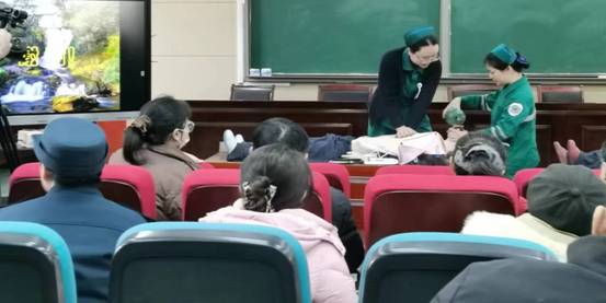 中韩青年玉溪行：非遗为桥通文脉绿树为证结友谊(图1)