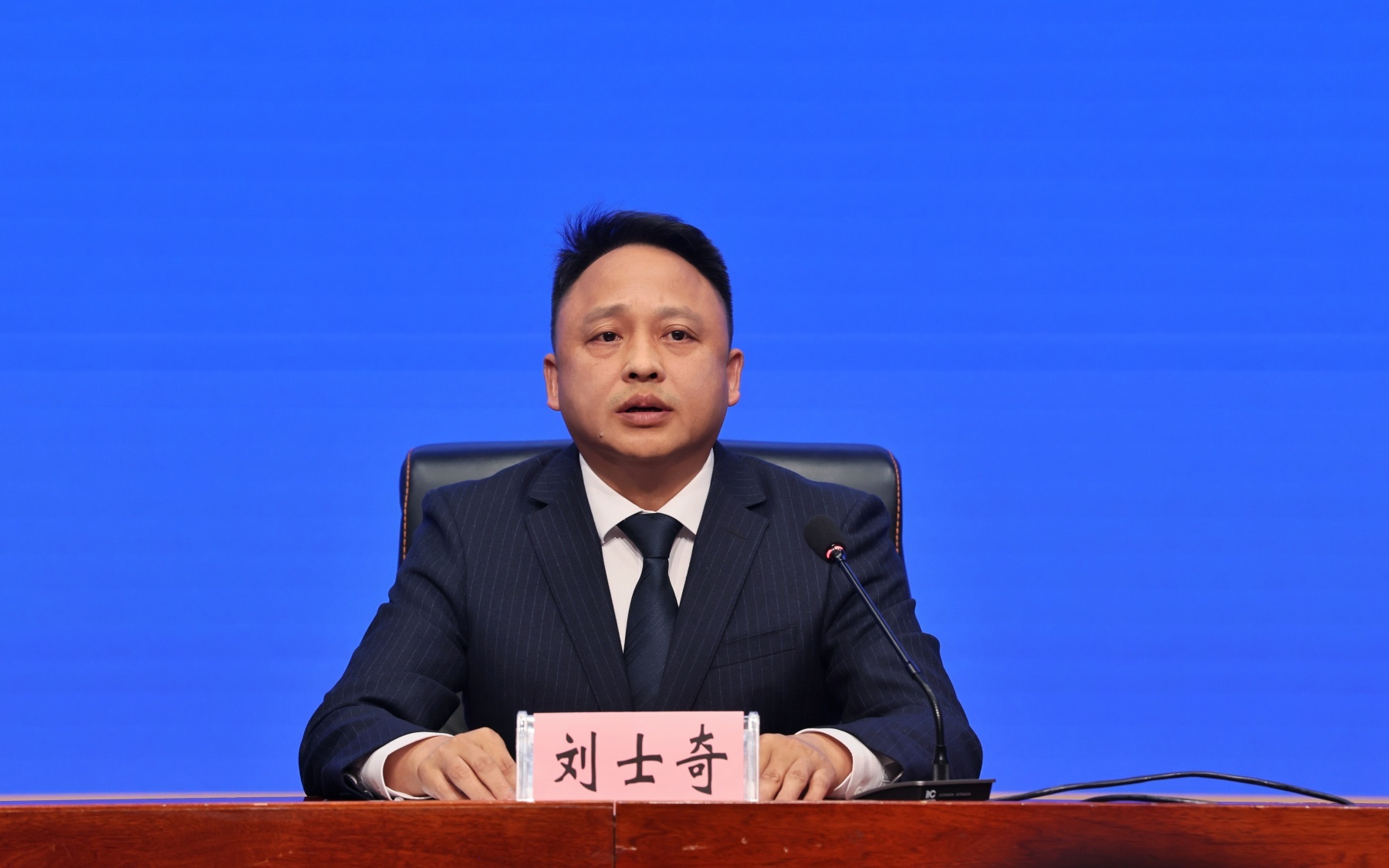 黑龙江以更高标准打好蓝天碧水净土保卫战持续改善生态环境质量(图1)